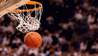 开云入口-奇才签约、新疆调整、广州欧超杯，中国足球深夜抢戏全球体育版图